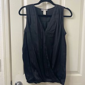 H&M maternity sleeveless wrap blouse